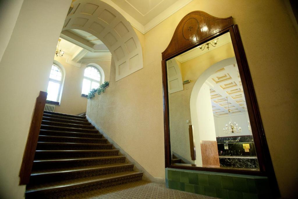 Hotel Coroana Braszów Zewnętrze zdjęcie